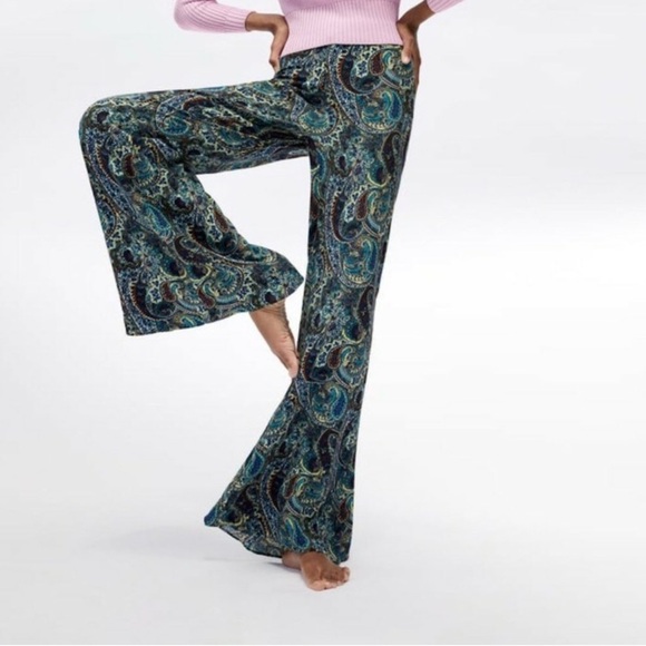 Zara Pants - Zara Paisley Print Flare Pants Trousers Women’s Size XS